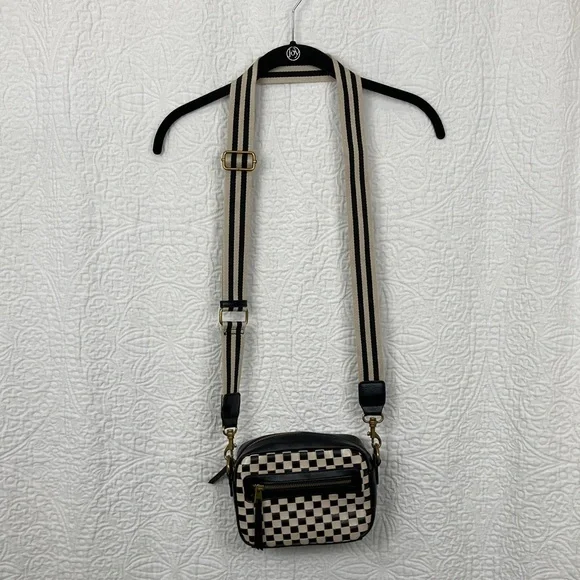 Universal Thread Checkered Black and Cream Crossbody Bag Faux Leather Cute 8 x 6 - Picture 3 of 12